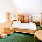 Hotel Koeniggut 4*