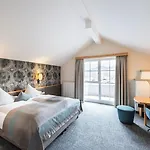 Koeniggut Hotel 4*