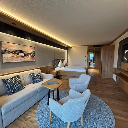 Hotel Koeniggut 4*