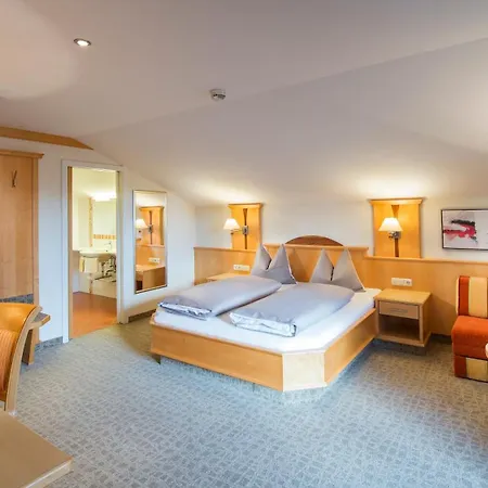 Koeniggut Hotel 4*