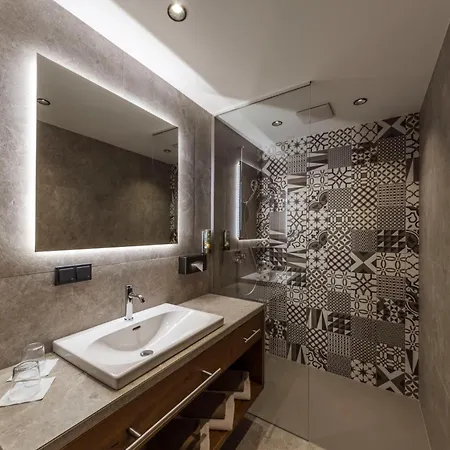 Hotel Koeniggut 4* Wals-Siezenheim